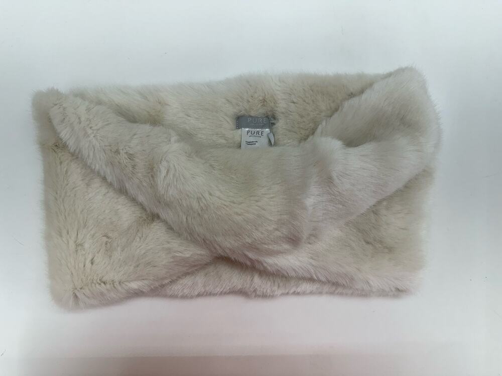 Pure Collection Faux Fur Snoof Winter White One Size Neck Warmer NWTs